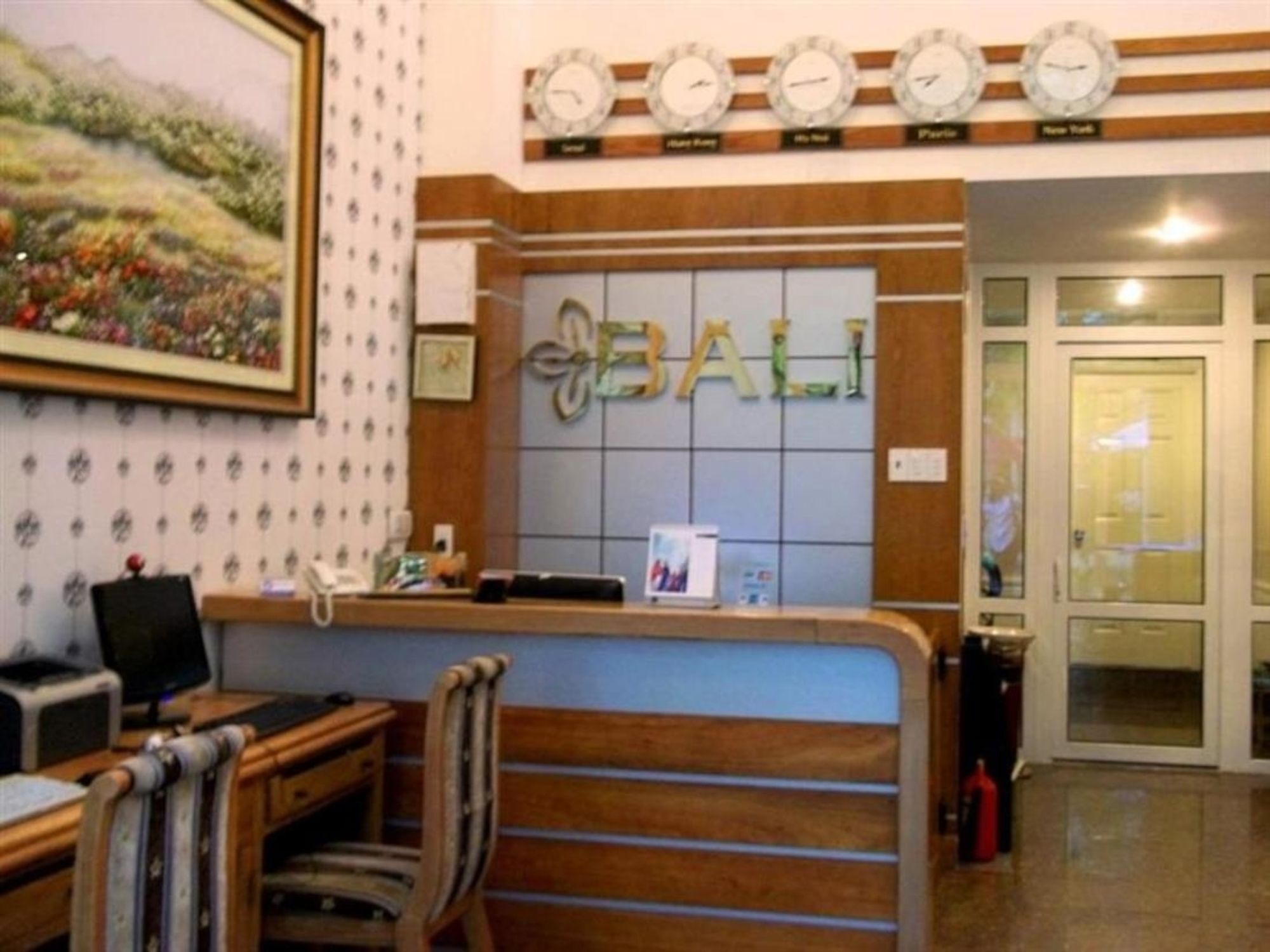 Khách sạn Bali 2*